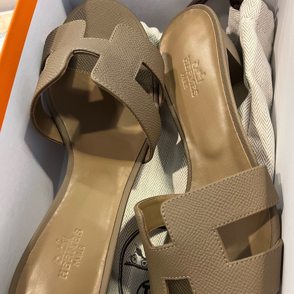 BRAND NEW HERMES SANDALS